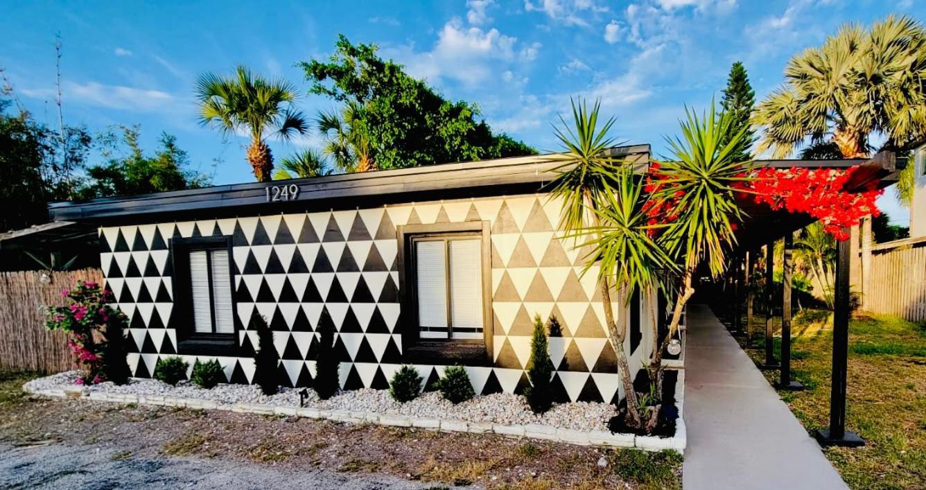 Beach Bungalow By The Sea 2 Cocoa Beach Εξωτερικό φωτογραφία
